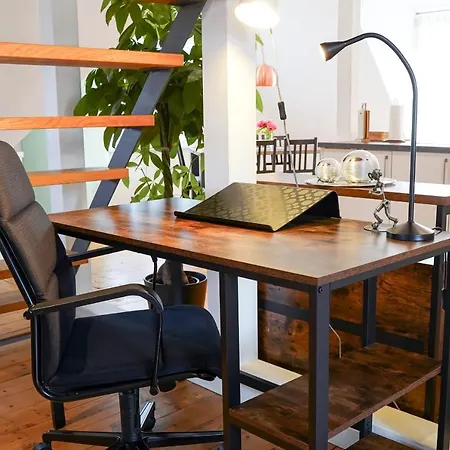 아파트 Traumhaft Wohnen In Jugendstilvilla