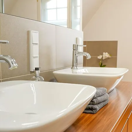Apartamento Traumhaft Wohnen In Jugendstilvilla