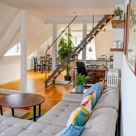 Traumhaft Wohnen In Jugendstilvilla Apartamento *