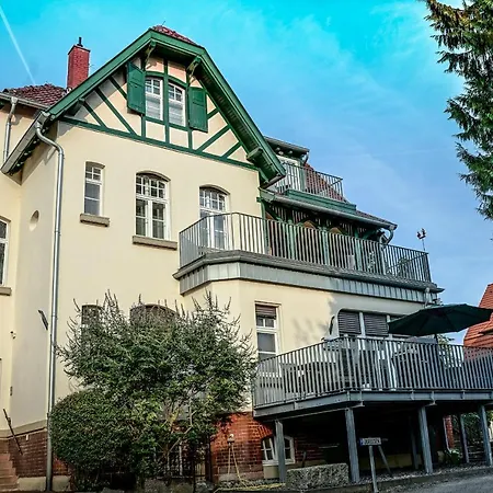 Traumhaft Wohnen In Jugendstilvilla 아파트 *