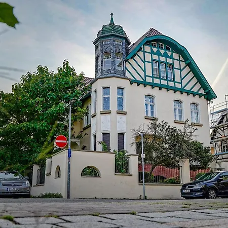 Traumhaft Wohnen In Jugendstilvilla *