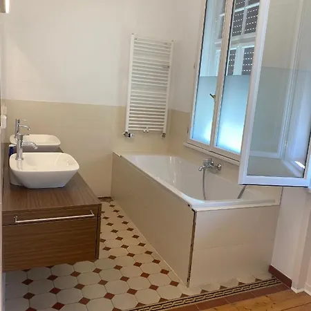 Traumhaft Wohnen In Jugendstilvilla 公寓 *