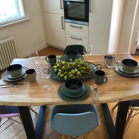 Traumhaft Wohnen In Jugendstilvilla Apartamento *