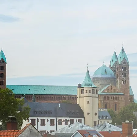 Traumhaft Wohnen In Jugendstilvilla 斯派尔