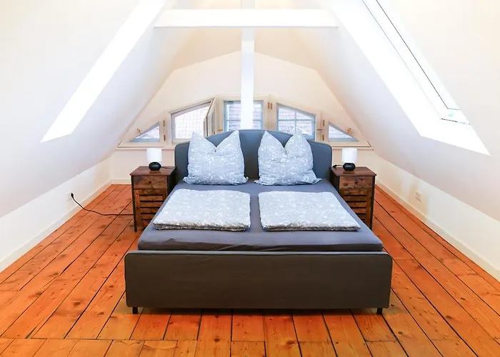 Traumhaft Wohnen In Jugendstilvilla *