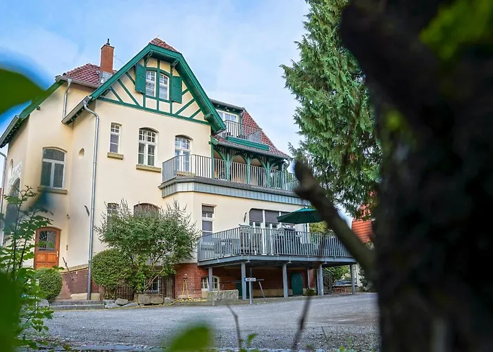 דירה Traumhaft Wohnen In Jugendstilvilla *