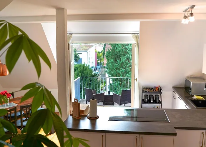 Traumhaft Wohnen In Jugendstilvilla דירה